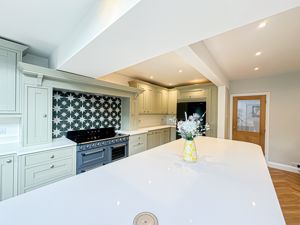 Photo 31- click for photo gallery